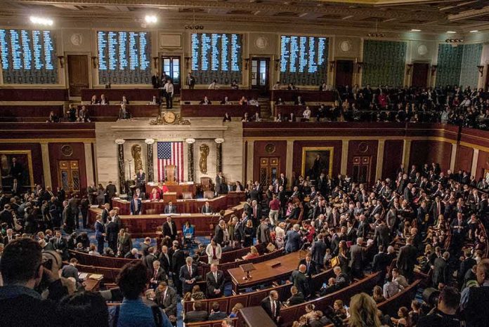 shutterstock_1186368289 U.S. House chamber filled with lawmakers and staff